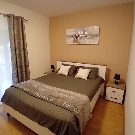 Apartman Krcina 크르니카 외부 사진